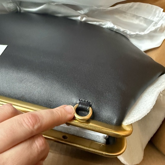 Sold! Coach NEW Black Leather kisslock Clutch Bag NWT - Picture 3 of 12